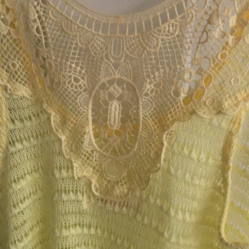 Painted Threads Top, Size XS - Picture 3 of 6